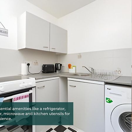 Clarence Suite 1 Bedroom W Free Parking Chatham  Extérieur photo
